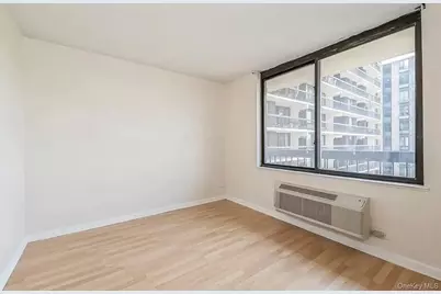 15038 Union Turnpike #8F, Kew Gardens, NY 11367 - Photo 11