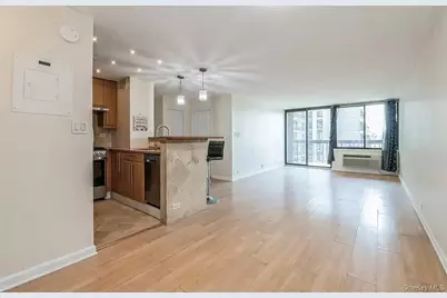 15038 Union Turnpike #8F, Kew Gardens, NY 11367 - Photo 9