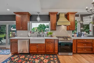 6 New York Ave, Stony Brook, NY 11790 - Photo 15