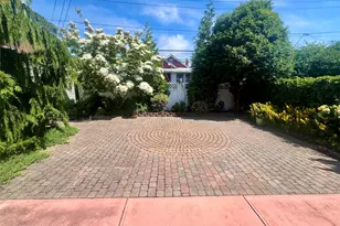 541 E Park Ave, Long Beach, NY 11561 - Photo 17