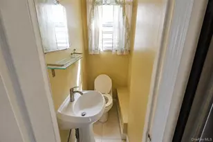 182-46 90th Ave, Hollis, NY 11423 - Photo 9