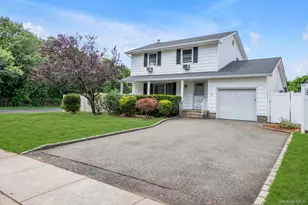 3 Evelyn Ln, Syosset, NY 11791 - Photo 19