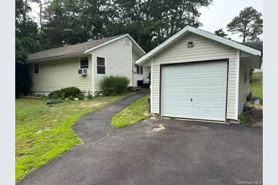 4 Wildwood Trail, Riverhead, NY 11901 - Photo 7