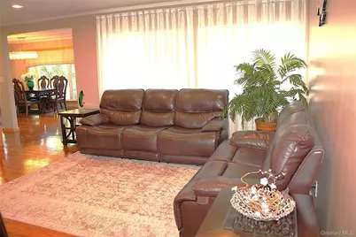 19 Jean Lane, Hartsdale, NY 10530 - Photo 3