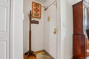 8 Dehaven Dr, Yonkers, NY 10703 - Photo 3