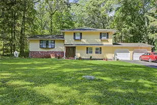 21 Blueberry Ln, Stormville, NY 12582 - Photo 1