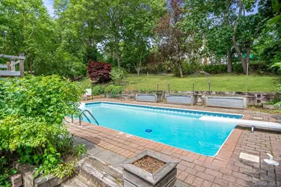 9 Dillmont Drive, Smithtown, NY 11787 - Photo 35