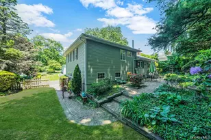 34 Grist Mill Ln, Huntington, NY 11743 - Photo 31