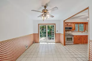 34 Grist Mill Ln, Huntington, NY 11743 - Photo 9