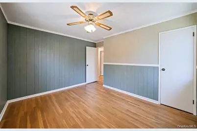 34 Gristmill Lane, Huntington, NY 11743 - Photo 19