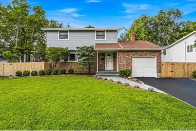 3 Fishermans Drive, Port Washington, NY 11050 - Photo 1