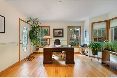 470 Pond Path, East Setauket, NY 11733 - Photo 19