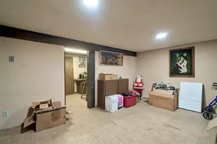 14 Winthrop Pl, Deer Park, NY 11729 - Photo 21
