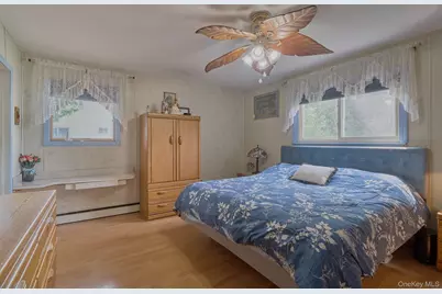 14 Winthrop Place, Deer Park, NY 11729 - Photo 15
