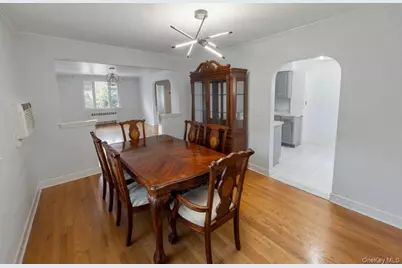 1080 Rhinelander Avenue, Bronx, NY 10461 - Photo 5