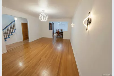 1080 Rhinelander Avenue, Bronx, NY 10461 - Photo 7