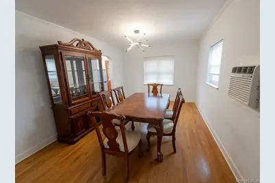 1080 Rhinelander Avenue, Bronx, NY 10461 - Photo 3