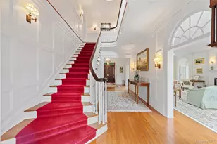 336 Cantitoe St, Bedford Hills, NY 10507 - Photo 3