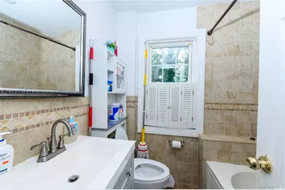 24222 54th Avenue, Little Neck, NY 11362 - Photo 11