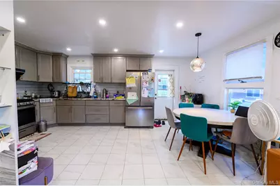 24222 54th Avenue, Little Neck, NY 11362 - Photo 5