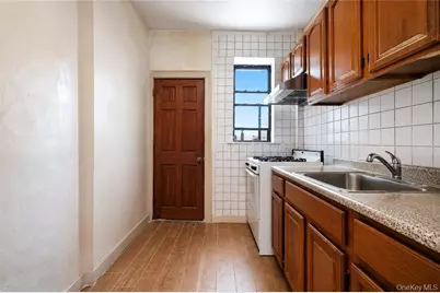 82 Kermit Place, Brooklyn, NY 11218 - Photo 11
