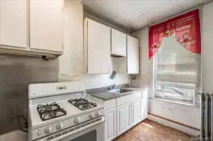 407 Eldert Ln, Brooklyn, NY 11208 - Photo 9