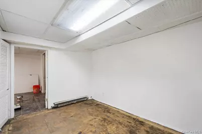 407 Eldert Lane, Brooklyn, NY 11208 - Photo 29