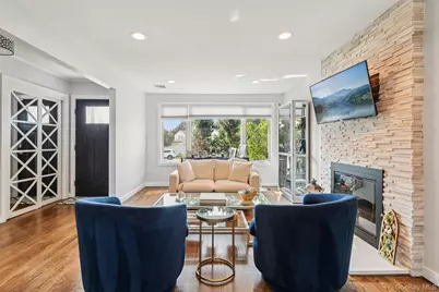 176 Willis Court, Wantagh, NY 11793 - Photo 5