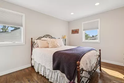 176 Willis Court, Wantagh, NY 11793 - Photo 15