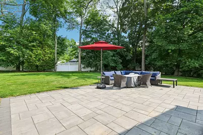 176 Willis Court, Wantagh, NY 11793 - Photo 21