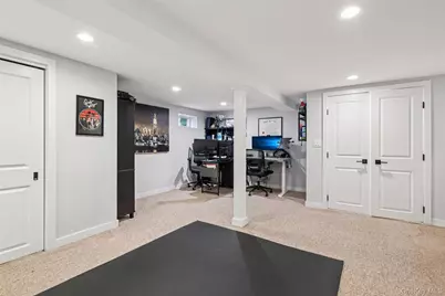 176 Willis Court, Wantagh, NY 11793 - Photo 19