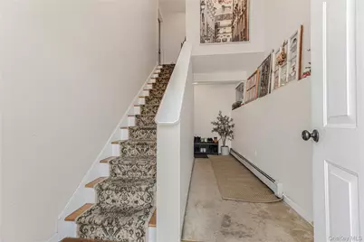 239 Mary Lou Avenue, Yonkers, NY 10703 - Photo 5