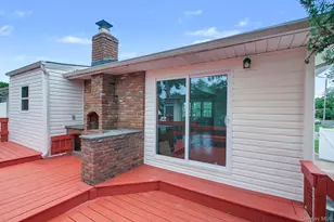 414 Westview Ave, Deer Park, NY 11729 - Photo 23