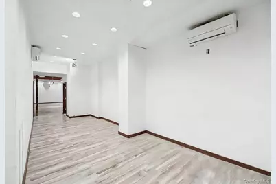 107-10 Jamaica Avenue, Richmond Hill, NY 11418 - Photo 13