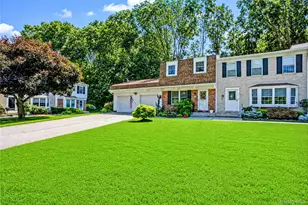 5 Stockton Commons, Yaphank, NY 11980 - Photo 3