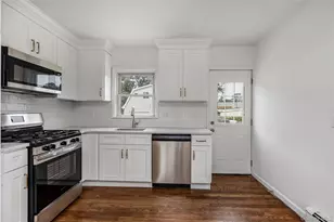 239 Ocean Ave, Brentwood, NY 11717 - Photo 7