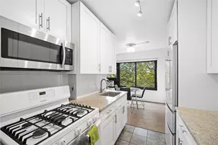 33-64 21st St, Astoria, NY 11106 - Photo 5