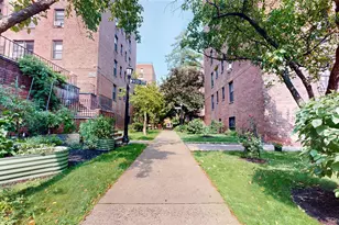 105-20 66th Ave, Forest Hills, NY 11375 - Photo 29