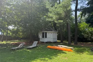 1320 Arshamomaque Ave, Southold, NY 11971 - Photo 21