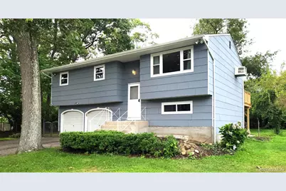 339 Deer Road, Ronkonkoma, NY 11779 - Photo 1