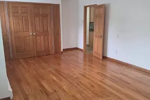 11 Manhattan Pl, Huntington, NY 11743 - Photo 11