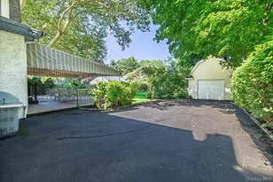 72 Broadway, Rockville Centre, NY 11570 - Photo 29