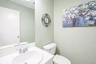 11 Broadlawn Dr, Central Islip, NY 11722 - Photo 11
