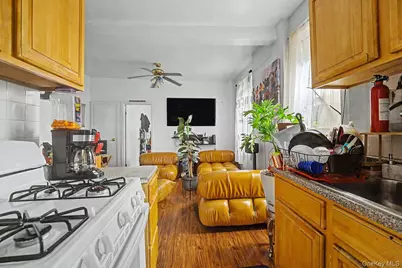 101-06 88th, Ozone Park, NY 11416 - Photo 23