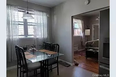 182 Lowell Avenue #upper, Floral Park, NY 11001 - Photo 7