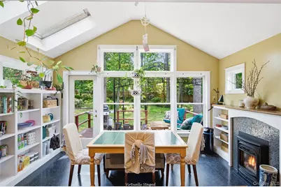 10 Daniel Court, Miller Place, NY 11764 - Photo 9