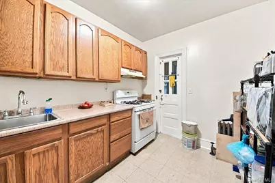 1716 Parkview Avenue, Bronx, NY 10461 - Photo 19