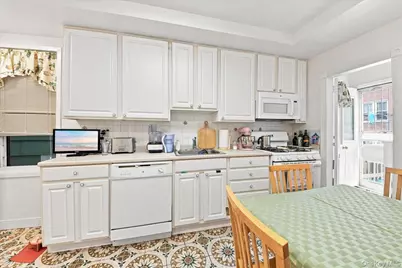 1716 Parkview Avenue, Bronx, NY 10461 - Photo 23