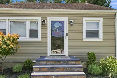 80 E 20th Street, Huntington Station, NY 11746 - Photo 3