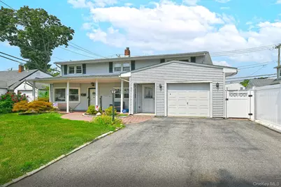 53 Periwinkle Road, Levittown, NY 11756 - Photo 1